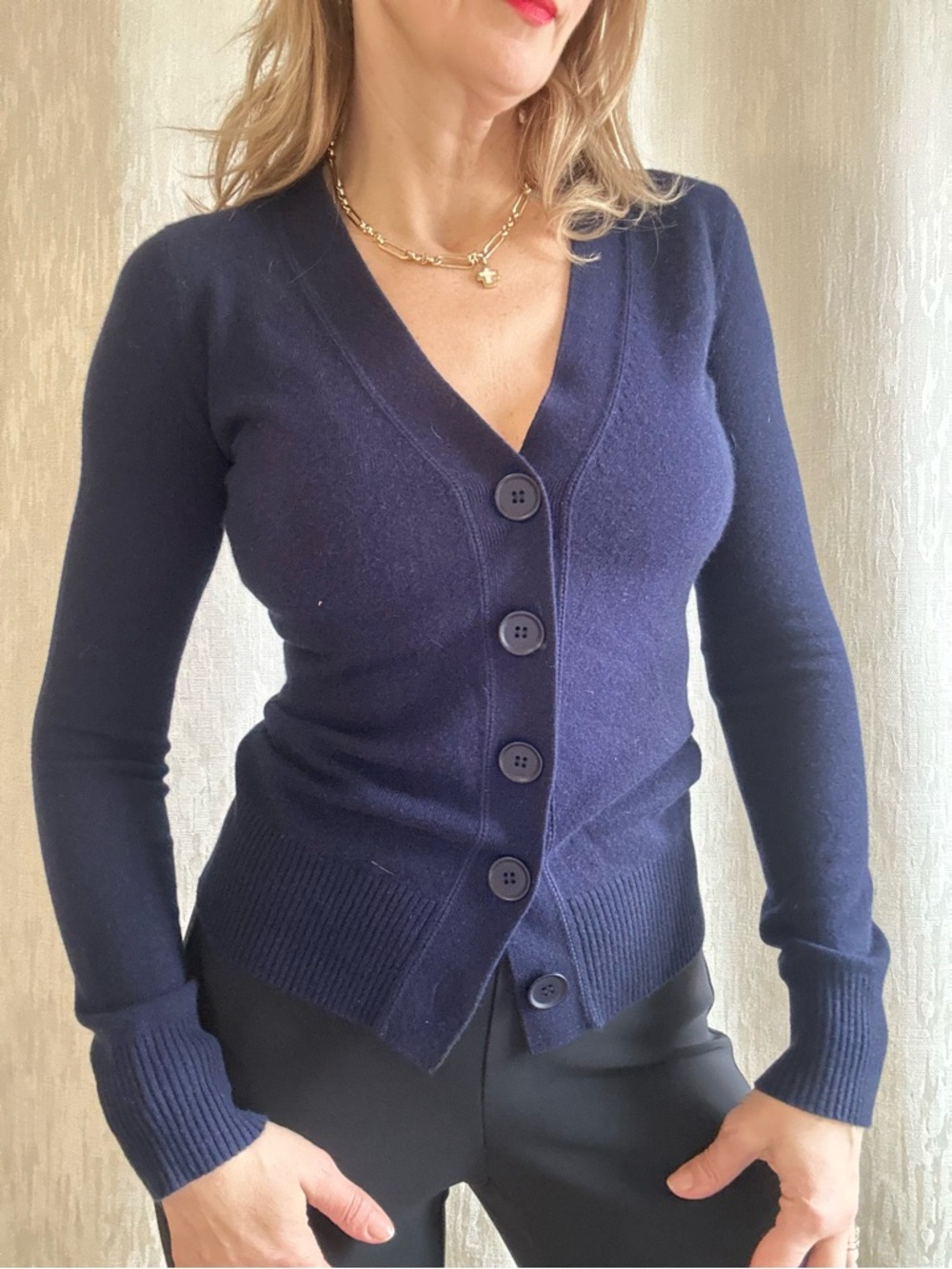 Holt Renfrew Cashmere Navy V-Neck Button-Front Cardigan-XS